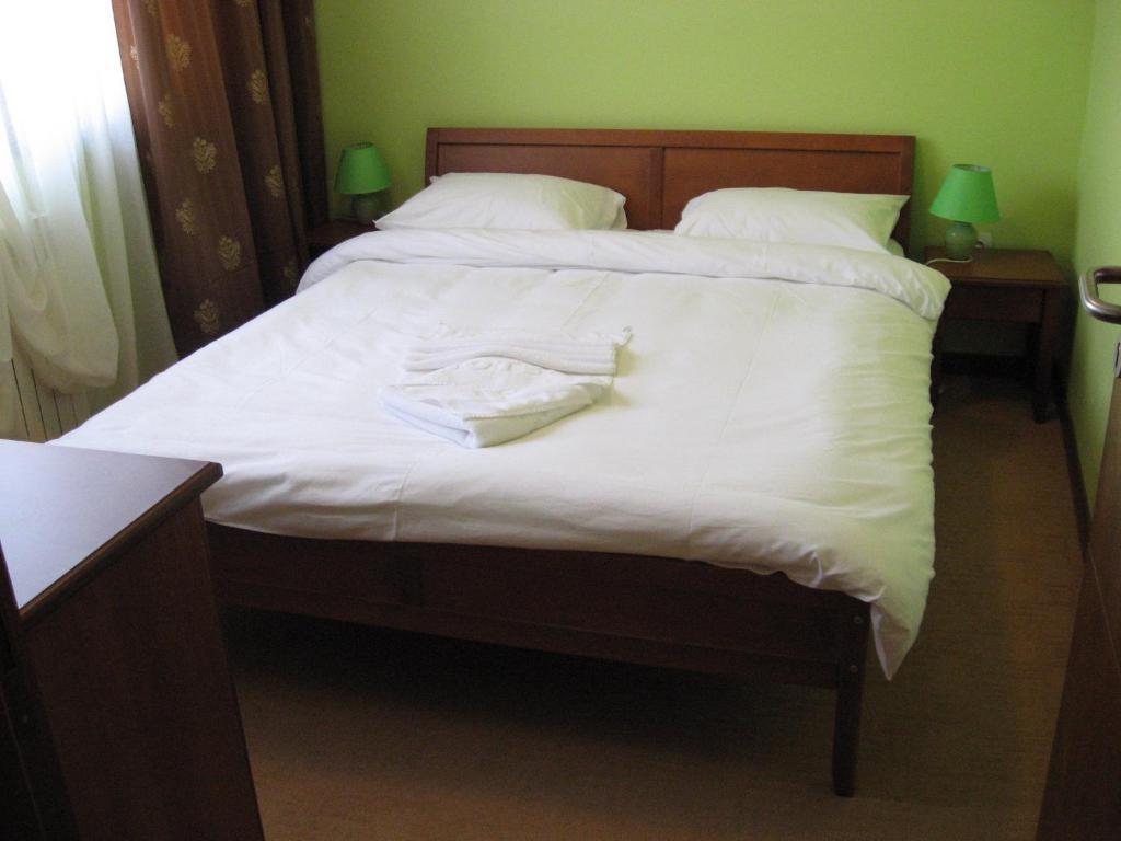 Hotel Vila Sunce Стара Пазова Стая снимка